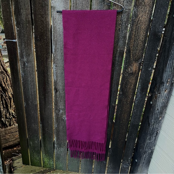 Magenta Soft Fuzzy Fringed Scarf - Picture 5 of 10
